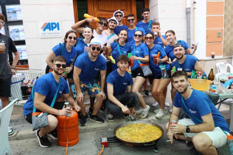 GALERIA de FOTOS d’una INHUMANA vesprada de PAELLES de les FESTES de JULIOL de PEDREGUER GALERIA de FOTOS d’una INHUMANA vesprada de PAELLES de les FESTES de JULIOL de PEDREGUER