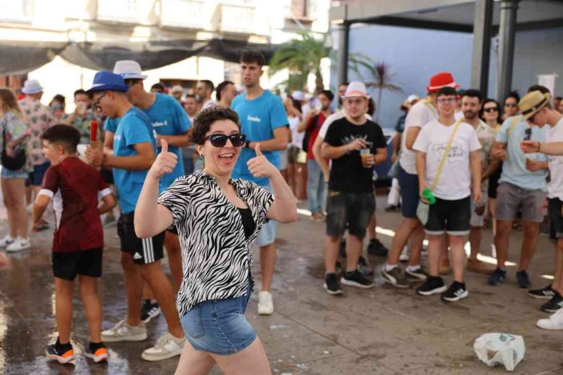 GALERIA de FOTOS d’una INHUMANA vesprada de PAELLES de les FESTES de JULIOL de PEDREGUER GALERIA de FOTOS d’una INHUMANA vesprada de PAELLES de les FESTES de JULIOL de PEDREGUER