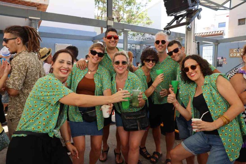 GALERIA de FOTOS d’una INHUMANA vesprada de PAELLES de les FESTES de JULIOL de PEDREGUER GALERIA de FOTOS d’una INHUMANA vesprada de PAELLES de les FESTES de JULIOL de PEDREGUER