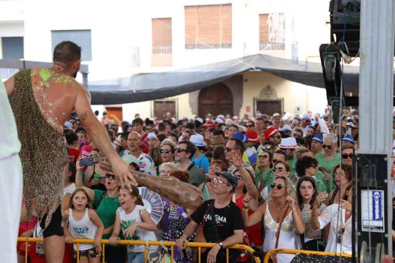 GALERIA de FOTOS d’una INHUMANA vesprada de PAELLES de les FESTES de JULIOL de PEDREGUER GALERIA de FOTOS d’una INHUMANA vesprada de PAELLES de les FESTES de JULIOL de PEDREGUER