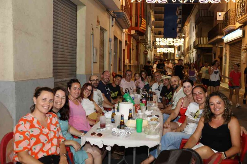GALERIA de FOTOS d’una INHUMANA vesprada de PAELLES de les FESTES de JULIOL de PEDREGUER GALERIA de FOTOS d’una INHUMANA vesprada de PAELLES de les FESTES de JULIOL de PEDREGUER