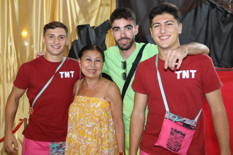 GALERIA de FOTOS de la NIT de les PAELLES de les festes de GATA, amb el premi a la millor GALERIA de FOTOS de la NIT de les PAELLES de les festes de GATA, amb el premi a la millor