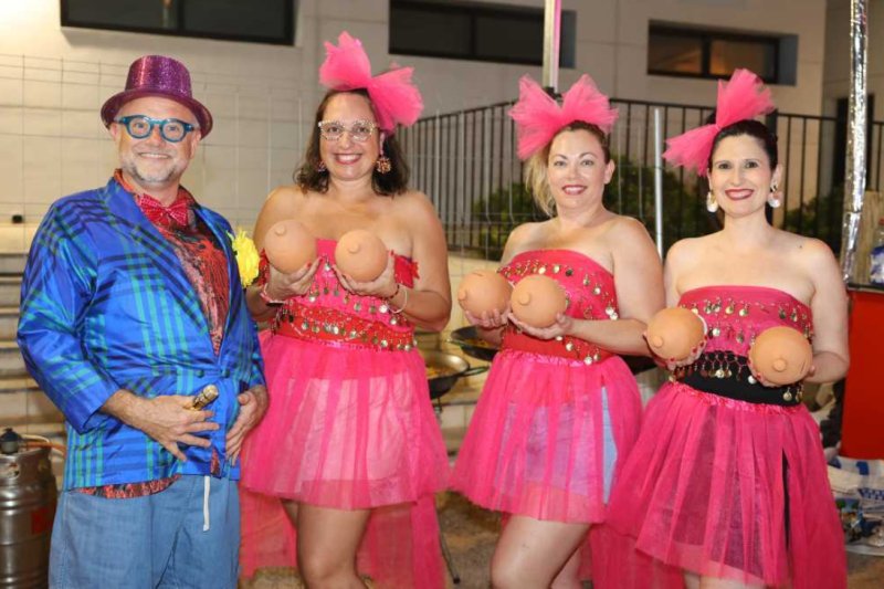 GALERIA de FOTOS de la NIT de les PAELLES de les festes de GATA, amb el premi a la millor GALERIA de FOTOS de la NIT de les PAELLES de les festes de GATA, amb el premi a la millor