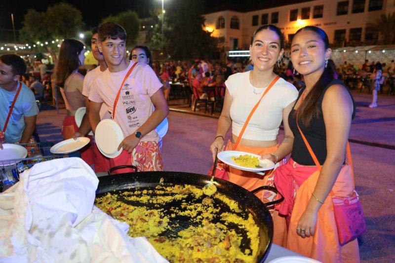 GALERIA de FOTOS de la NIT de les PAELLES de les festes de GATA, amb el premi a la millor GALERIA de FOTOS de la NIT de les PAELLES de les festes de GATA, amb el premi a la millor