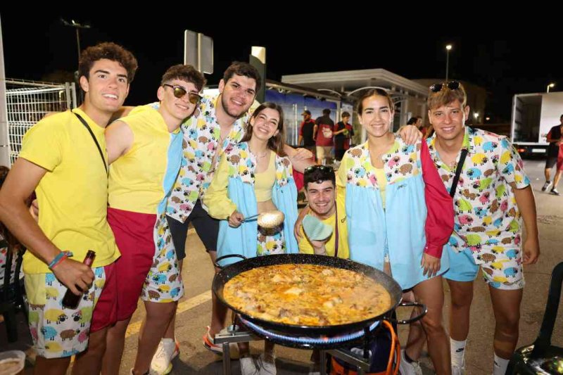 GALERIA de FOTOS de les PAELLES de FOGUERES de XÀBIA: guanya la penya Quin Gatxull GALERIA de FOTOS de les PAELLES de FOGUERES de XÀBIA: guanya la penya Quin Gatxull