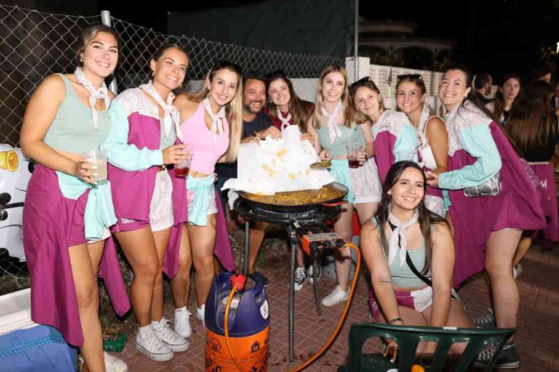 GALERIA de FOTOS de les PAELLES de FOGUERES de XÀBIA: guanya la penya Quin Gatxull GALERIA de FOTOS de les PAELLES de FOGUERES de XÀBIA: guanya la penya Quin Gatxull