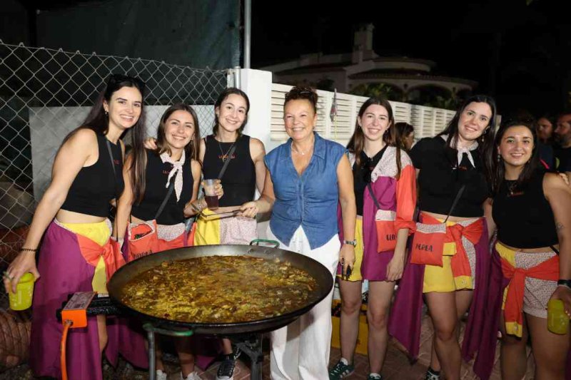 GALERIA de FOTOS de les PAELLES de FOGUERES de XÀBIA: guanya la penya Quin Gatxull GALERIA de FOTOS de les PAELLES de FOGUERES de XÀBIA: guanya la penya Quin Gatxull