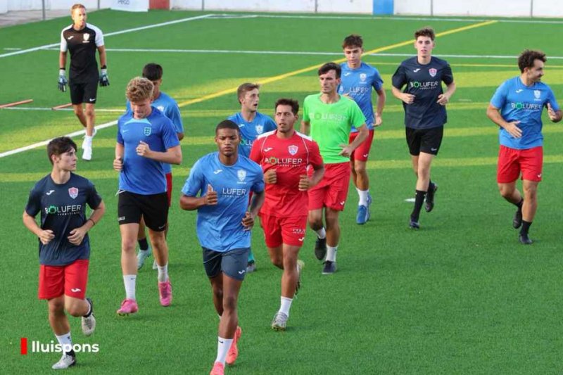 Primera FFCV: Hasta ocho caras nuevas para un exótico Pego que dirige Kike Esteve Primera FFCV: Hasta ocho caras nuevas para un exótico Pego que dirige Kike Esteve