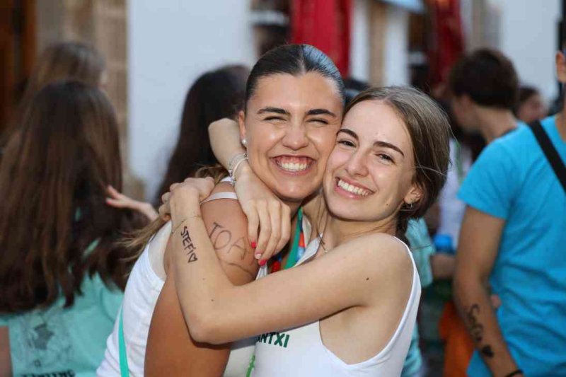 GALERIA DE FOTOS del PREGÓ DE FOGUERES de XÀBIA:  La festa esclata a “cabassaes” GALERIA DE FOTOS del PREGÓ DE FOGUERES de XÀBIA:  La festa esclata a “cabassaes”