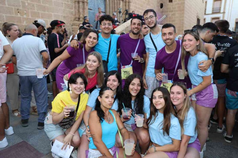 GALERIA DE FOTOS del PREGÓ DE FOGUERES de XÀBIA:  La festa esclata a “cabassaes” GALERIA DE FOTOS del PREGÓ DE FOGUERES de XÀBIA:  La festa esclata a “cabassaes”