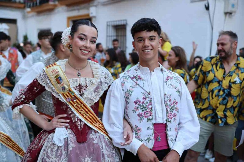 GALERIA DE FOTOS del PREGÓ DE FOGUERES de XÀBIA:  La festa esclata a “cabassaes” GALERIA DE FOTOS del PREGÓ DE FOGUERES de XÀBIA:  La festa esclata a “cabassaes”