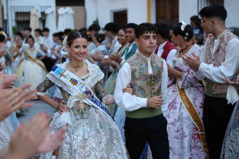 GALERIA DE FOTOS del PREGÓ DE FOGUERES de XÀBIA:  La festa esclata a “cabassaes” GALERIA DE FOTOS del PREGÓ DE FOGUERES de XÀBIA:  La festa esclata a “cabassaes”