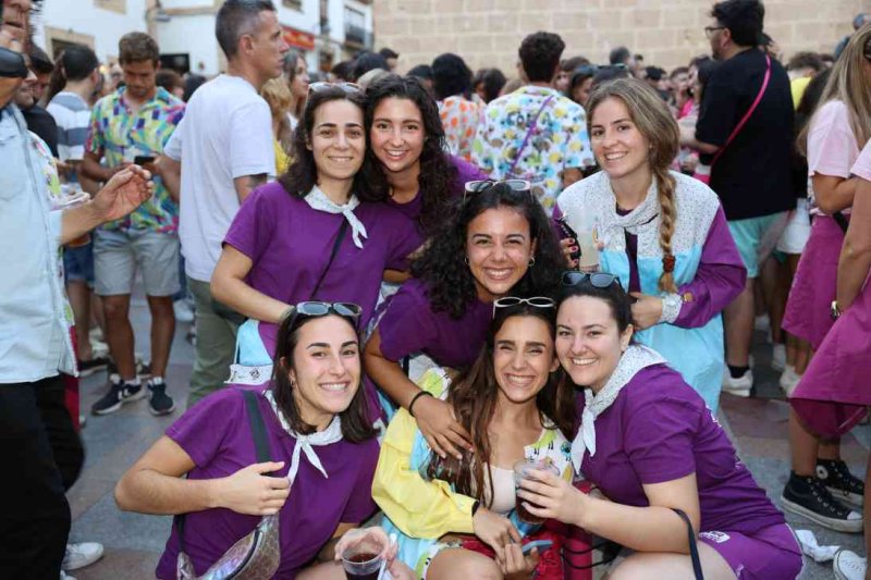 GALERIA DE FOTOS del PREGÓ DE FOGUERES de XÀBIA:  La festa esclata a “cabassaes” GALERIA DE FOTOS del PREGÓ DE FOGUERES de XÀBIA:  La festa esclata a “cabassaes”
