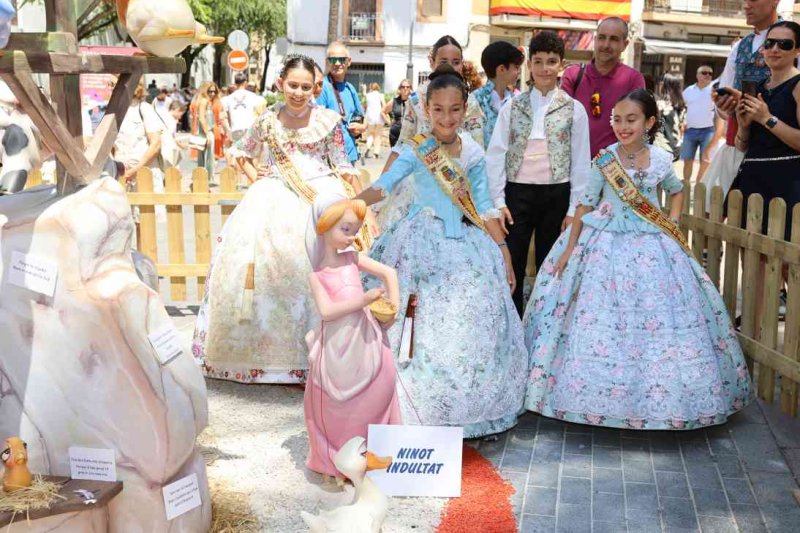 GALERIA de FOTOS del passacarrer de RAÏMS i BACORES de les FOGUERES de XÀBIA GALERIA de FOTOS del passacarrer de RAÏMS i BACORES de les FOGUERES de XÀBIA