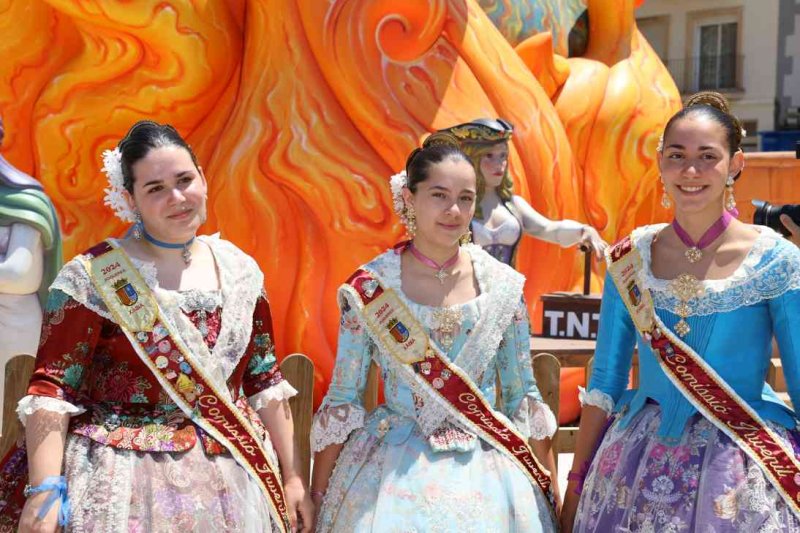 GALERIA de FOTOS del passacarrer de RAÏMS i BACORES de les FOGUERES de XÀBIA GALERIA de FOTOS del passacarrer de RAÏMS i BACORES de les FOGUERES de XÀBIA