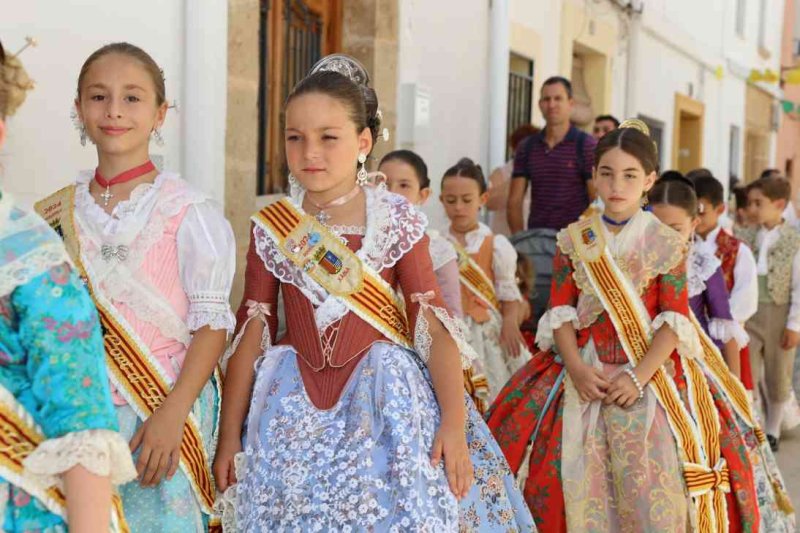 GALERIA de FOTOS del passacarrer de RAÏMS i BACORES de les FOGUERES de XÀBIA GALERIA de FOTOS del passacarrer de RAÏMS i BACORES de les FOGUERES de XÀBIA