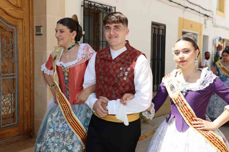 GALERIA de FOTOS del passacarrer de RAÏMS i BACORES de les FOGUERES de XÀBIA GALERIA de FOTOS del passacarrer de RAÏMS i BACORES de les FOGUERES de XÀBIA