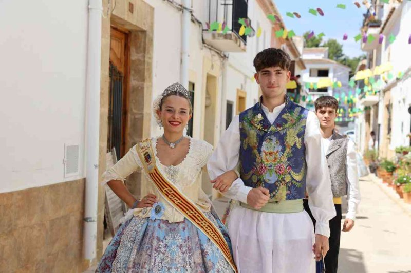 GALERIA de FOTOS del passacarrer de RAÏMS i BACORES de les FOGUERES de XÀBIA GALERIA de FOTOS del passacarrer de RAÏMS i BACORES de les FOGUERES de XÀBIA