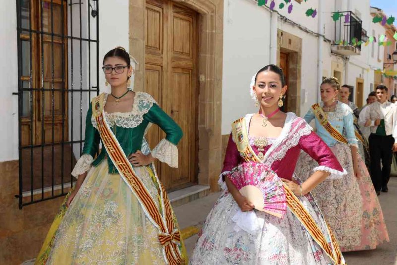 GALERIA de FOTOS del passacarrer de RAÏMS i BACORES de les FOGUERES de XÀBIA GALERIA de FOTOS del passacarrer de RAÏMS i BACORES de les FOGUERES de XÀBIA