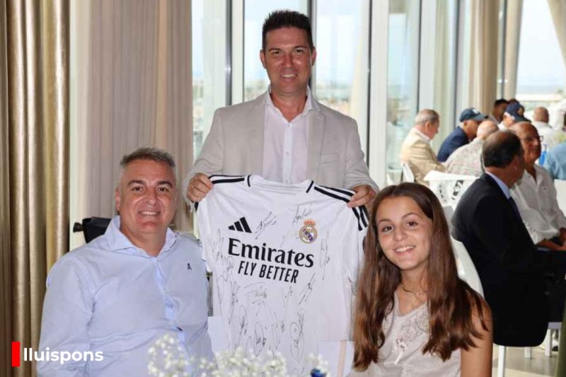 GALERÍA de FOTOS de la CUMBRE del MADRIDISMO de DÉNIA GALERÍA de FOTOS de la CUMBRE del MADRIDISMO de DÉNIA