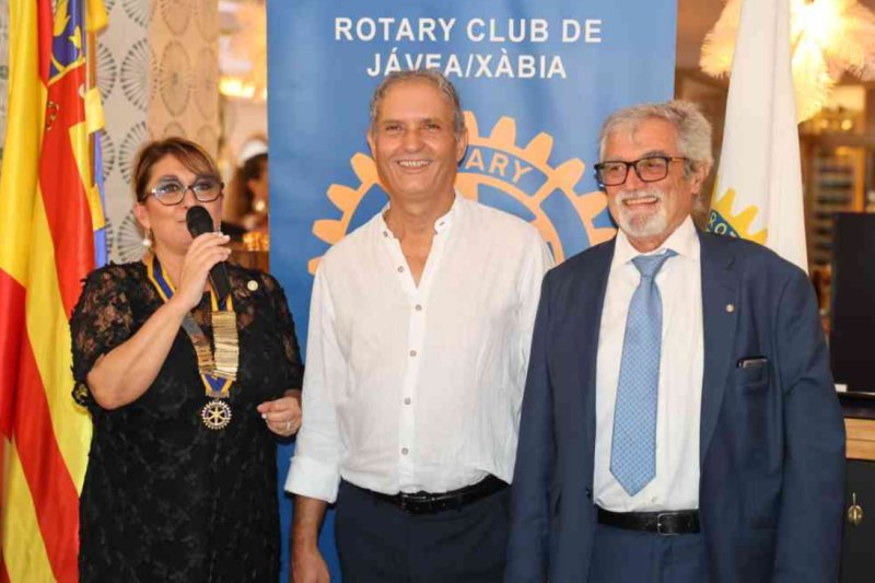 GALERÍA de FOTOS de la GALA del club ROTARY XÀBIA, con los reconocimientos y condecoraciones GALERÍA de FOTOS de la GALA del club ROTARY XÀBIA, con los reconocimientos y condecoraciones