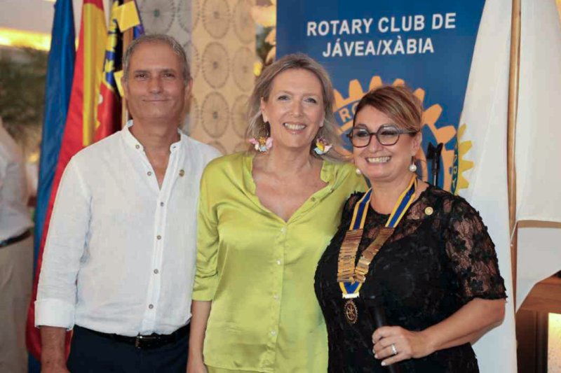 GALERÍA de FOTOS de la GALA del club ROTARY XÀBIA, con los reconocimientos y condecoraciones GALERÍA de FOTOS de la GALA del club ROTARY XÀBIA, con los reconocimientos y condecoraciones