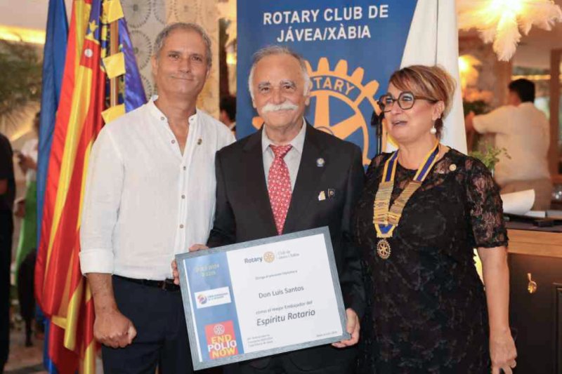 GALERÍA de FOTOS de la GALA del club ROTARY XÀBIA, con los reconocimientos y condecoraciones GALERÍA de FOTOS de la GALA del club ROTARY XÀBIA, con los reconocimientos y condecoraciones