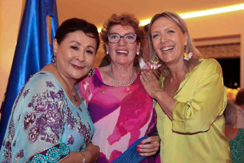 GALERÍA de FOTOS de la GALA del club ROTARY XÀBIA, con los reconocimientos y condecoraciones GALERÍA de FOTOS de la GALA del club ROTARY XÀBIA, con los reconocimientos y condecoraciones