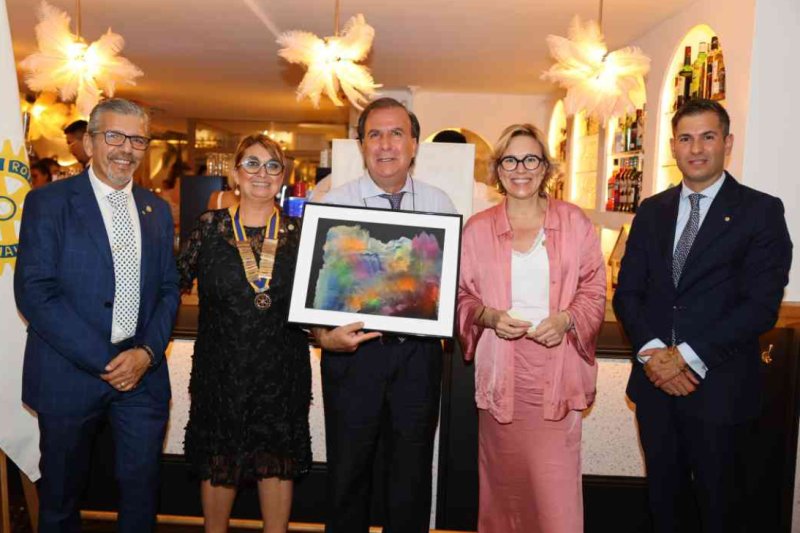 GALERÍA de FOTOS de la GALA del club ROTARY XÀBIA, con los reconocimientos y condecoraciones GALERÍA de FOTOS de la GALA del club ROTARY XÀBIA, con los reconocimientos y condecoraciones