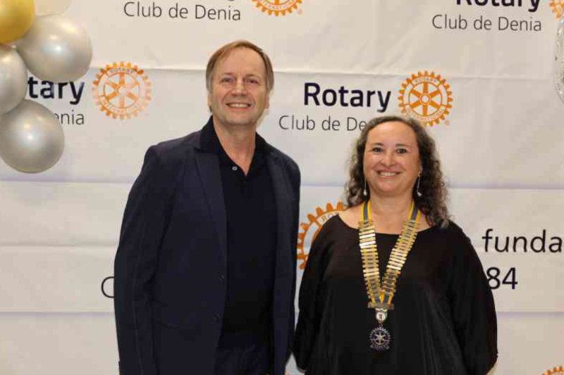 GALERIA de FOTOS del entrañable 40 ANIVERSARIO del ROTARY CLUB DÉNIA GALERIA de FOTOS del entrañable 40 ANIVERSARIO del ROTARY CLUB DÉNIA