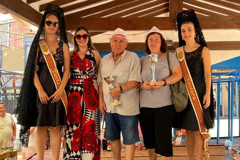 GALERIA de FOTOS dels TORNEJOS de TRUC i PETANCA de les FESTES de JULIOL de PEDREGUER GALERIA de FOTOS dels TORNEJOS de TRUC i PETANCA de les FESTES de JULIOL de PEDREGUER