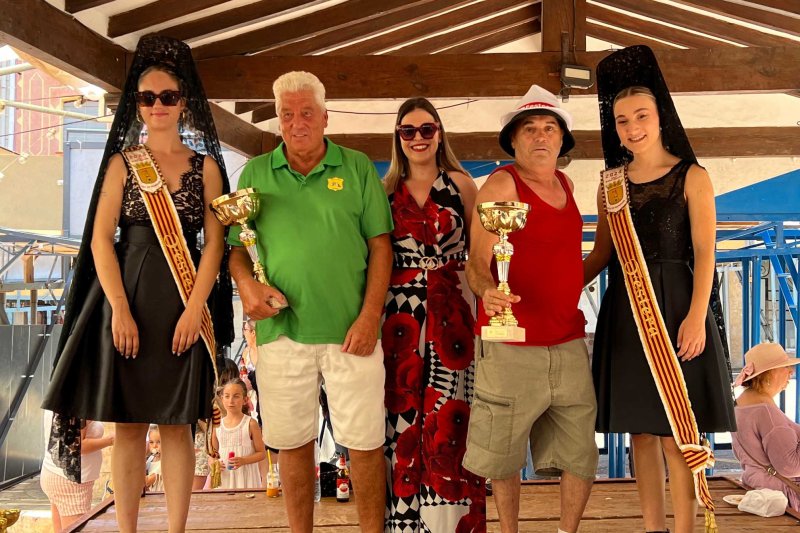 GALERIA de FOTOS dels TORNEJOS de TRUC i PETANCA de les FESTES de JULIOL de PEDREGUER GALERIA de FOTOS dels TORNEJOS de TRUC i PETANCA de les FESTES de JULIOL de PEDREGUER