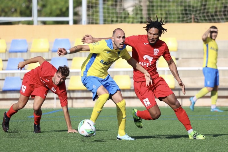 Regional Preferente: El Dénia gana al Canals 1-0 con gol de Josep Regional Preferente: El Dénia gana al Canals 1-0 con gol de Josep