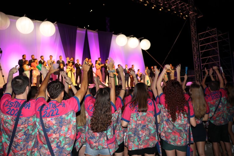 Les Festes de Pedreguer es presenten en una nit plena d’emocions i records Les Festes de Pedreguer es presenten en una nit plena d’emocions i records