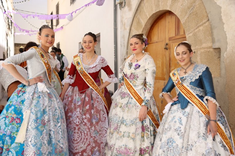 Les regines de Xàbia s’auto “indulten” de la foguera central Les regines de Xàbia s’auto “indulten” de la foguera central