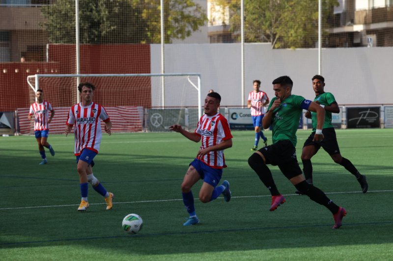 Regional Preferente: Jávea-Calpe empatan sin goles, y el Dénia cae en L’Olleria por la mínima (1-0) Regional Preferente: Jávea-Calpe empatan sin goles, y el Dénia cae en L’Olleria por la mínima (1-0)