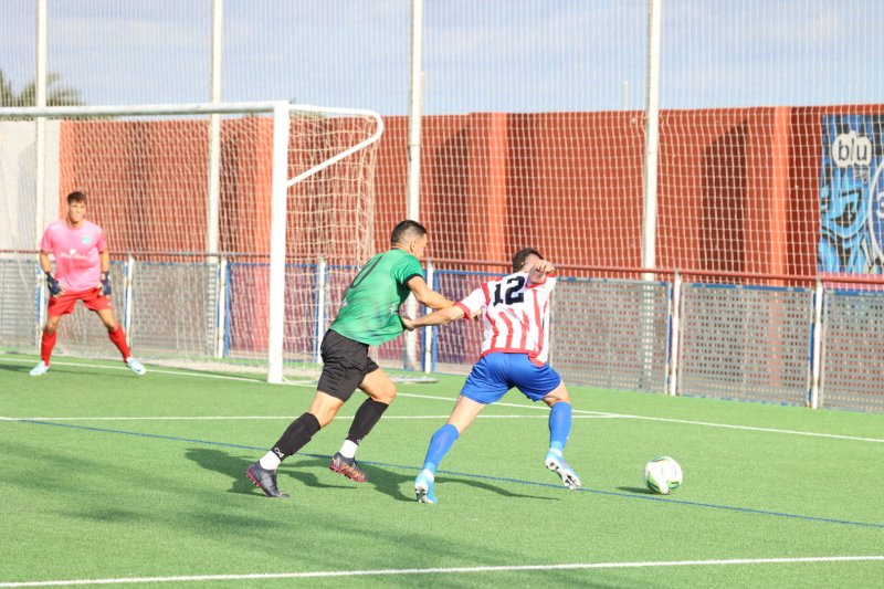 Regional Preferente: Jávea-Calpe empatan sin goles, y el Dénia cae en L’Olleria por la mínima (1-0) Regional Preferente: Jávea-Calpe empatan sin goles, y el Dénia cae en L’Olleria por la mínima (1-0)