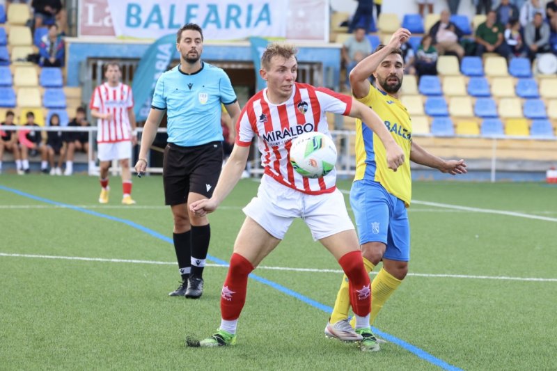 Regional Preferente: Dénia y Jávea empatan (1-1)  y el Cape cae en casa (0-1)  Regional Preferente: Dénia y Jávea empatan (1-1)  y el Cape cae en casa (0-1)