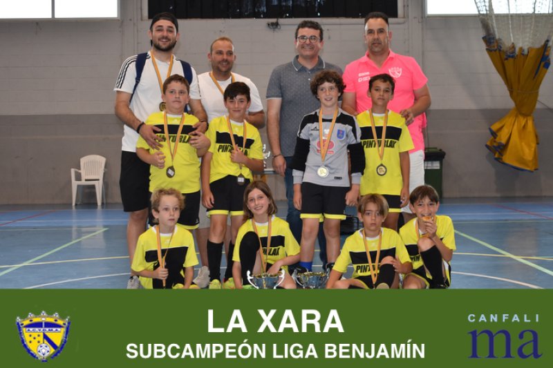 Fútbol Sala: La Xara, en alevín, y Paidos, en benjamín, triunfan en las ligas escolares de Dénia Fútbol Sala: La Xara, en alevín, y Paidos, en benjamín, triunfan en las ligas escolares de Dénia