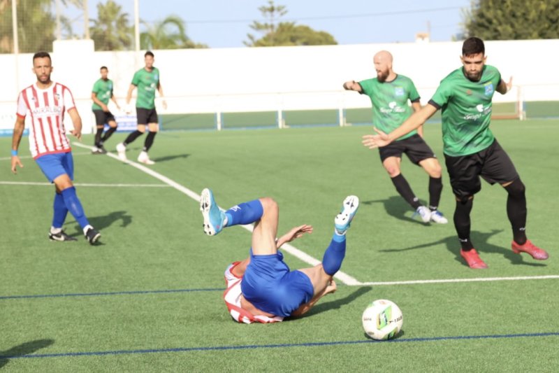 Regional Preferente: Jávea-Calpe empatan sin goles, y el Dénia cae en L’Olleria por la mínima (1-0) Regional Preferente: Jávea-Calpe empatan sin goles, y el Dénia cae en L’Olleria por la mínima (1-0)