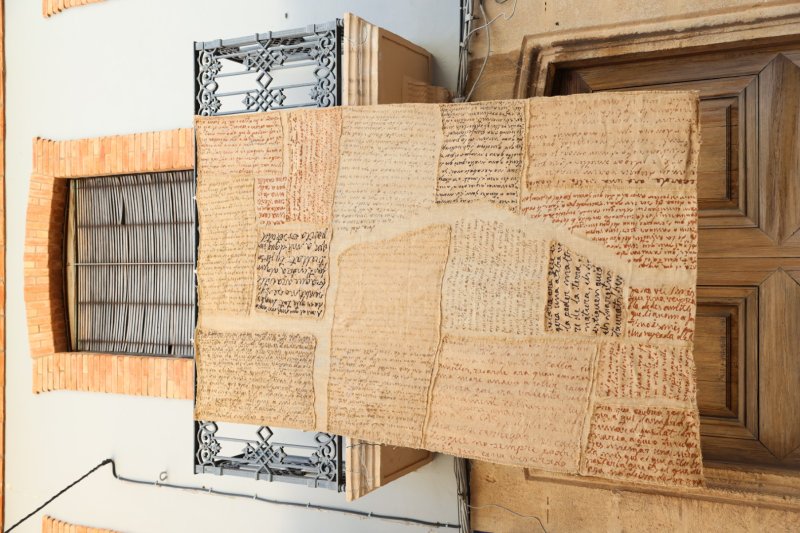 Art al Vent ja llueix els més de mig centenar de cobertors al Carrer La Bassa de Gata Art al Vent ja llueix els més de mig centenar de cobertors al Carrer La Bassa de Gata