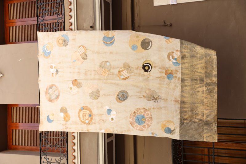 Art al Vent ja llueix els més de mig centenar de cobertors al Carrer La Bassa de Gata Art al Vent ja llueix els més de mig centenar de cobertors al Carrer La Bassa de Gata