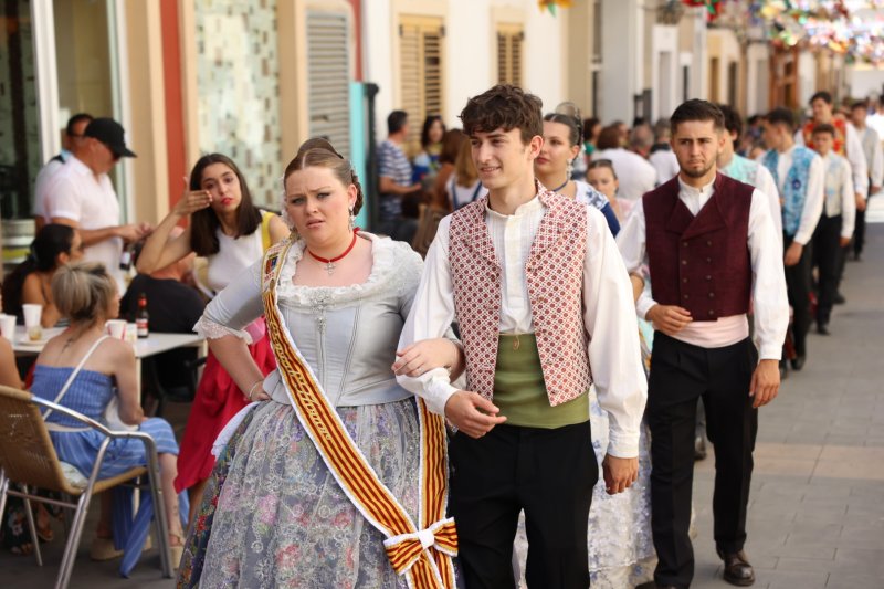 Les regines de Xàbia s’auto “indulten” de la foguera central Les regines de Xàbia s’auto “indulten” de la foguera central