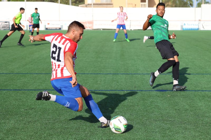 Regional Preferente: Jávea-Calpe empatan sin goles, y el Dénia cae en L’Olleria por la mínima (1-0) Regional Preferente: Jávea-Calpe empatan sin goles, y el Dénia cae en L’Olleria por la mínima (1-0)