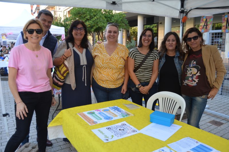 Fira d'Associacions de Dénia: Todos quieren ayudar a la sociedad  Fira d'Associacions de Dénia: Todos quieren ayudar a la sociedad