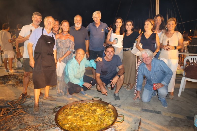 La paella de Alejandro Peiró gana el concurso de la Semana de la Vela de Xàbia La paella de Alejandro Peiró gana el concurso de la Semana de la Vela de Xàbia