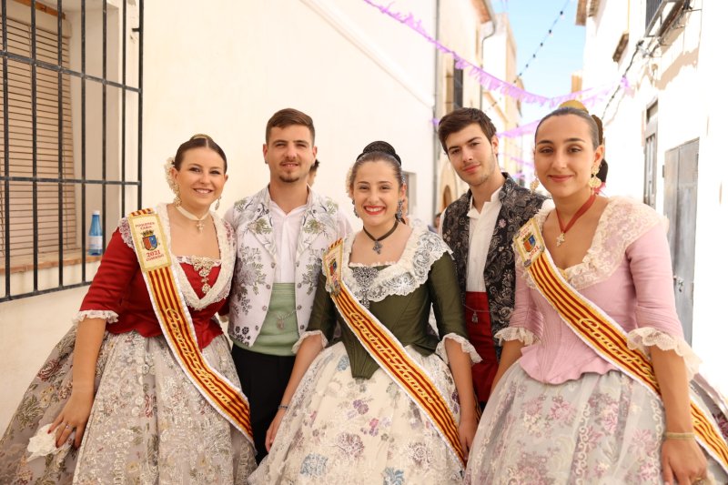 Les regines de Xàbia s’auto “indulten” de la foguera central Les regines de Xàbia s’auto “indulten” de la foguera central