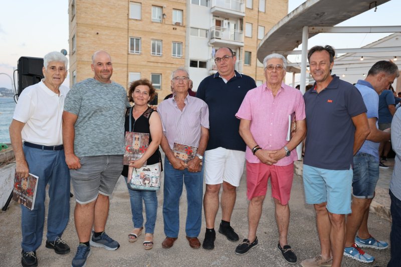 Los Moros i Cristians de Xàbia regresan con más música y pólvora y paellas para el “sopar de germanor” Los Moros i Cristians de Xàbia regresan con más música y pólvora y paellas para el “sopar de germanor”