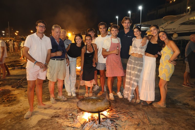 La paella de Alejandro Peiró gana el concurso de la Semana de la Vela de Xàbia La paella de Alejandro Peiró gana el concurso de la Semana de la Vela de Xàbia