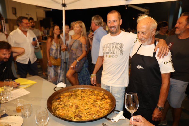 La paella de Alejandro Peiró gana el concurso de la Semana de la Vela de Xàbia La paella de Alejandro Peiró gana el concurso de la Semana de la Vela de Xàbia